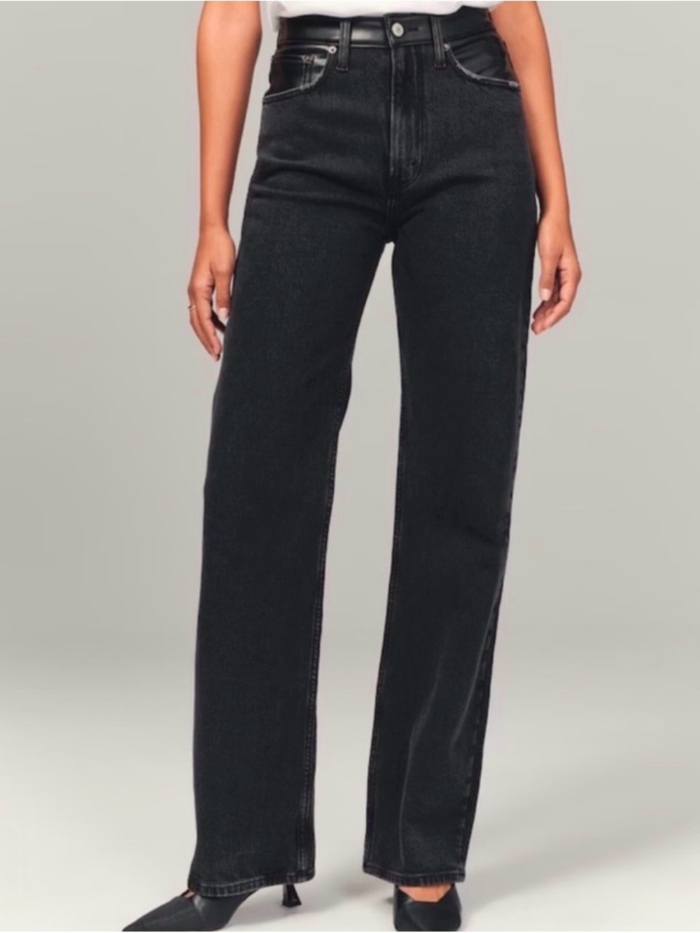 Abercrombie & Fitch Straight Leg Jeans - Black